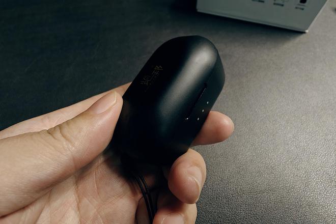 哪个品牌好？降噪耳机排行榜丨浅入耳推荐爱游戏app手机版2024年蓝牙耳机(图1)